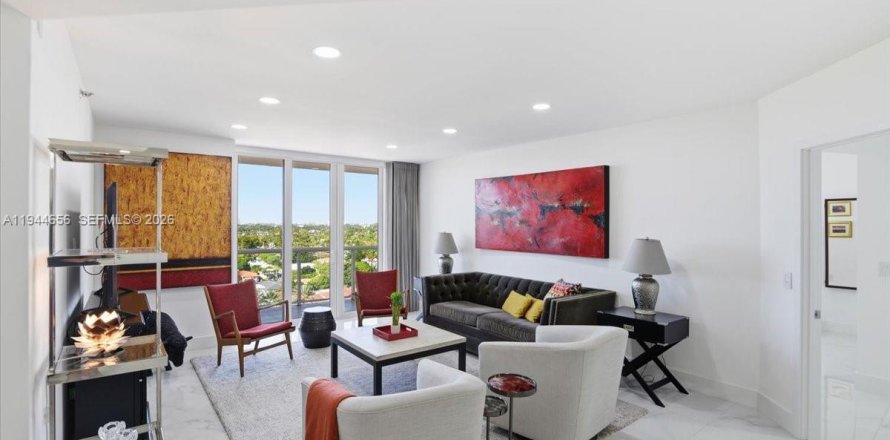 Кондоминиум с 3 спальнями в Серфсайд, Флорида № 2001461