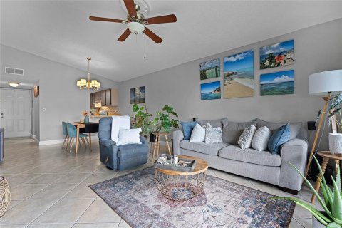 Condominio en venta en Altamonte Springs, Florida, 2 dormitorios, 93 m2 № 1372122 - foto 13