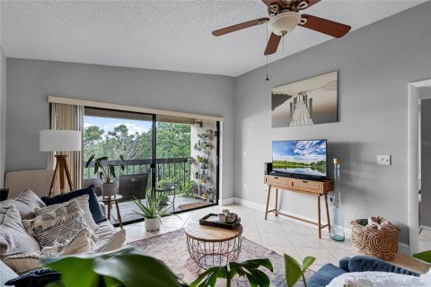 Condominio en venta en Altamonte Springs, Florida, 2 dormitorios, 93 m2 № 1372122 - foto 11