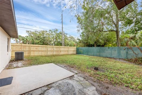 House in Orlando, Florida 2 bedrooms, 100.33 sq.m. № 1905910 - photo 13