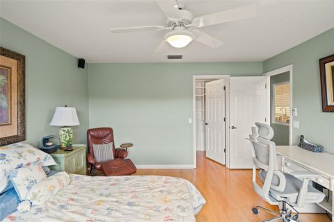 House in Weeki Wachee, Florida 3 bedrooms, 245.63 sq.m. № 2205127 - photo 29