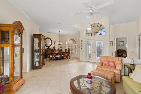 House in Weeki Wachee, Florida 3 bedrooms, 245.63 sq.m. № 2205127 - photo 7