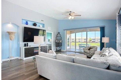 Copropriété à vendre à Bradenton, Floride: 3 chambres, 137.68 m2 № 2372894 - photo 9