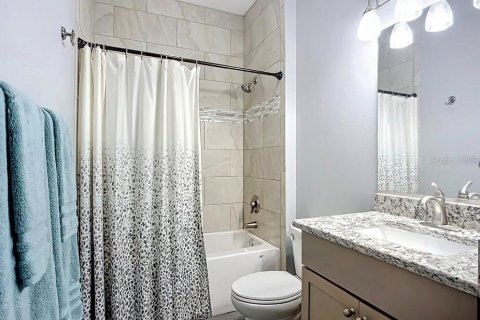 Copropriété à vendre à Bradenton, Floride: 3 chambres, 137.68 m2 № 2372894 - photo 23