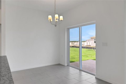 Villa ou maison à vendre à Winter Haven, Floride: 4 chambres, 148.46 m2 № 1907143 - photo 4