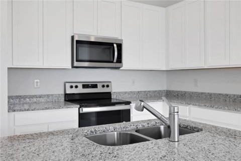 Villa ou maison à vendre à Winter Haven, Floride: 4 chambres, 148.46 m2 № 1907143 - photo 7