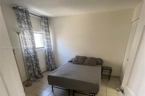 Copropriété à louer à Miami Beach, Floride: 2 chambres, 101.26 m2 № 1799363 - photo 2