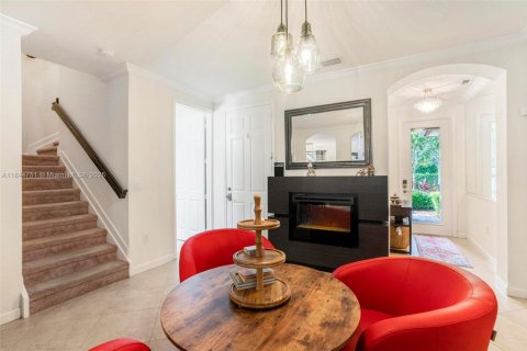 Adosado en alquiler en Davie, Florida, 4 dormitorios, 193.7 m2 № 1841056 - foto 9