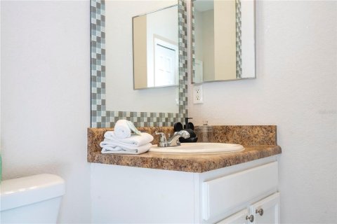 Condo in Kissimmee, Florida, 2 bedrooms  № 1883594 - photo 14