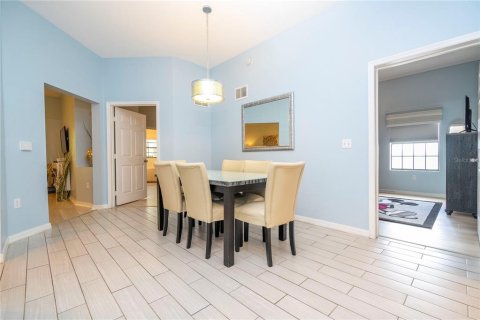 Condo in Kissimmee, Florida, 2 bedrooms  № 1883594 - photo 8