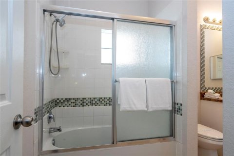 Condo in Kissimmee, Florida, 2 bedrooms  № 1883594 - photo 16