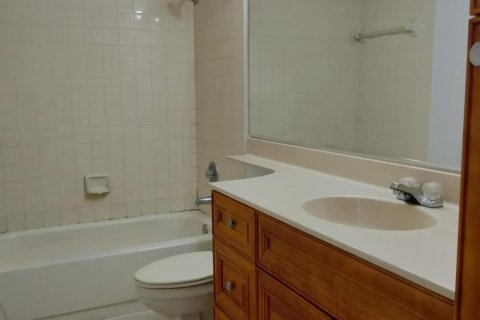 Touwnhouse à louer à West Palm Beach, Floride: 2 chambres, 122.45 m2 № 2439220 - photo 9