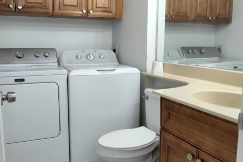 Touwnhouse à louer à West Palm Beach, Floride: 2 chambres, 122.45 m2 № 2439220 - photo 12