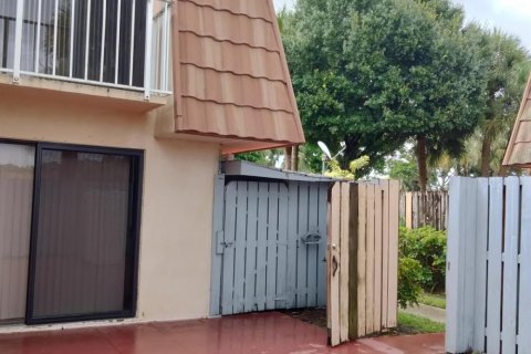 Touwnhouse à louer à West Palm Beach, Floride: 2 chambres, 122.45 m2 № 2439220 - photo 13