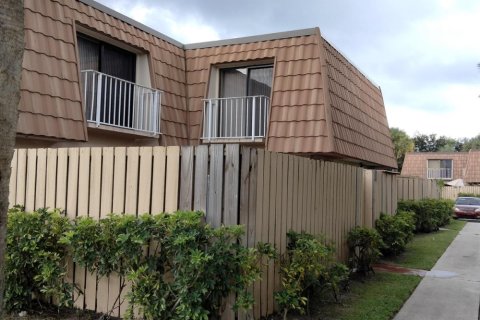 Touwnhouse à louer à West Palm Beach, Floride: 2 chambres, 122.45 m2 № 2439220 - photo 5