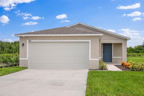 House in Haines City, Florida 3 bedrooms, 146.97 sq.m. № 2238364 - photo 5