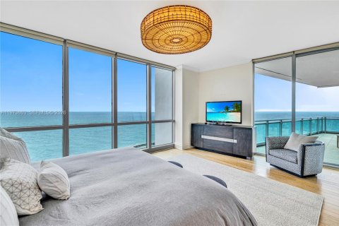 Condo in Bal Harbour, Florida, 3 bedrooms  № 2042092 - photo 11