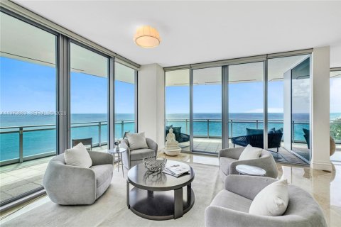 Condo in Bal Harbour, Florida, 3 bedrooms  № 2042092 - photo 27