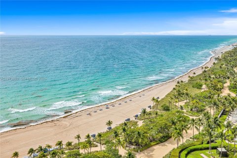 Condo in Bal Harbour, Florida, 3 bedrooms  № 2042092 - photo 8