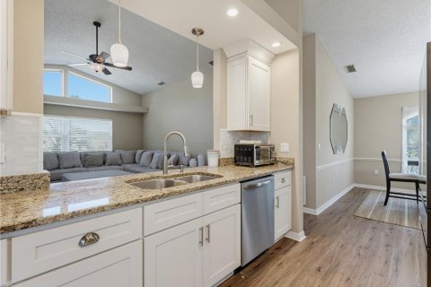 Casa en venta en Spring Hill, Florida, 3 dormitorios, 209.96 m2 № 2352310 - foto 19