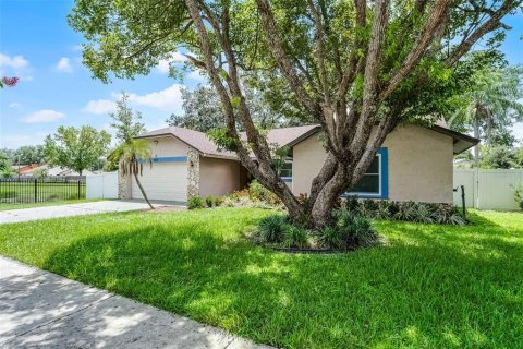 House in Casselberry, Florida 3 bedrooms, 149.48 sq.m. № 1842179 - photo 25