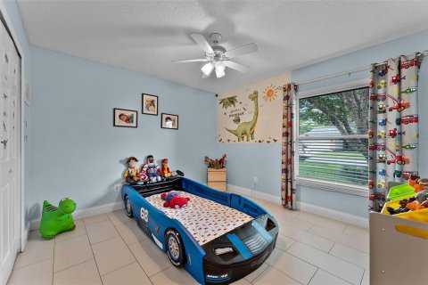 House in Casselberry, Florida 3 bedrooms, 149.48 sq.m. № 1842179 - photo 10