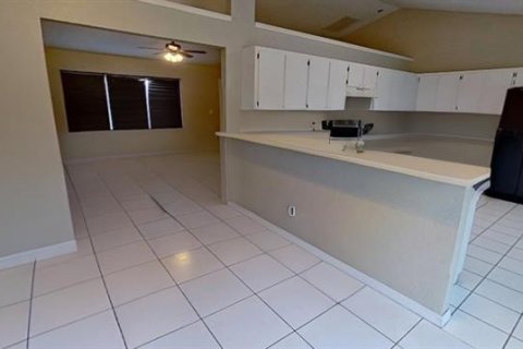 House in Ocala, Florida 4 bedrooms, 197.6 sq.m. № 1829507 - photo 9