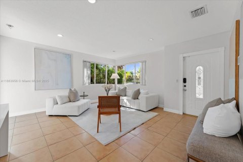 Villa ou maison à vendre à Miami Shores, Floride: 4 chambres, 169.83 m2 № 1957367 - photo 6