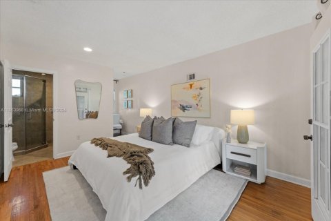 Villa ou maison à vendre à Miami Shores, Floride: 4 chambres, 169.83 m2 № 1957367 - photo 11