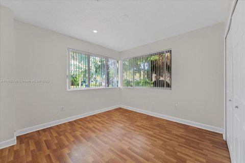 Villa ou maison à vendre à Miami Shores, Floride: 4 chambres, 169.83 m2 № 1957367 - photo 20