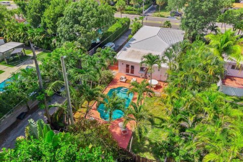 Villa ou maison à vendre à Miami Shores, Floride: 4 chambres, 169.83 m2 № 1957367 - photo 1