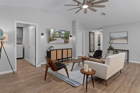 Casa en venta en Hernando, Florida, 4 dormitorios, 240.71 m2 № 1918338 - foto 18
