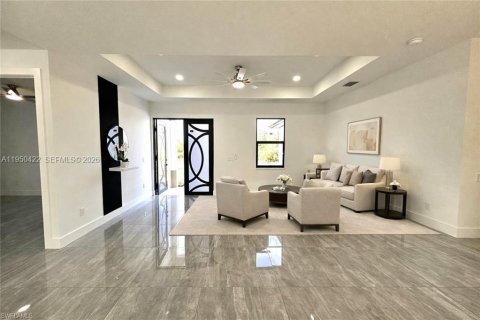 Villa ou maison à vendre à Lehigh Acres, Floride: 3 chambres, 128.58 m2 № 2005919 - photo 5