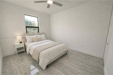 Villa ou maison à vendre à Lehigh Acres, Floride: 3 chambres, 128.58 m2 № 2005919 - photo 23