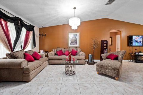 Casa en venta en Kissimmee, Florida, 3 dormitorios, 151.34 m2 № 1802285 - foto 7