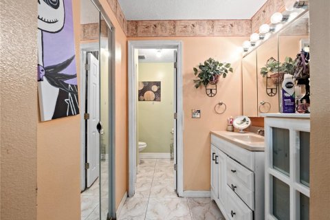 Casa en venta en Kissimmee, Florida, 3 dormitorios, 151.34 m2 № 1802285 - foto 18
