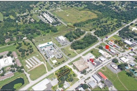 Commercial property in Wauchula, Florida 349.87 sq.m. № 2104101