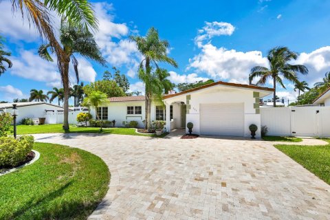 Villa ou maison à louer à Deerfield Beach, Floride: 4 chambres, 198.81 m2 № 2423438 - photo 3