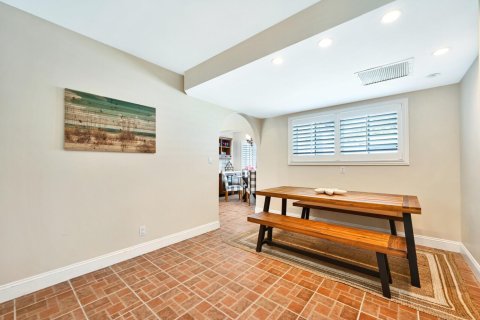 Villa ou maison à louer à Deerfield Beach, Floride: 4 chambres, 198.81 m2 № 2423438 - photo 12