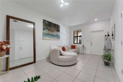 Adosado en venta en Homestead, Florida, 4 dormitorios, 169.08 m2 № 1940900 - foto 4