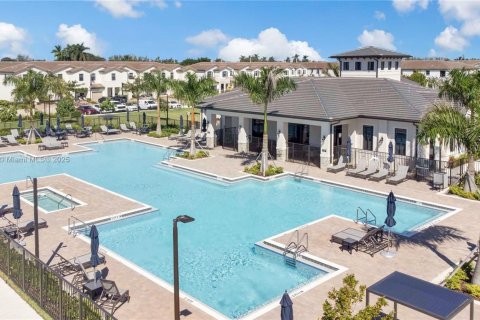 Adosado en venta en Homestead, Florida, 4 dormitorios, 169.08 m2 № 1940900 - foto 27