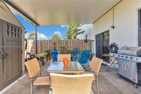 Adosado en venta en Homestead, Florida, 4 dormitorios, 169.08 m2 № 1940900 - foto 21