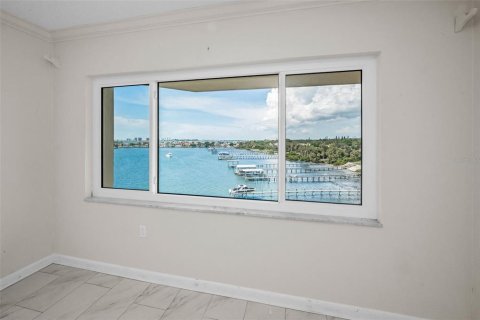 Condo in Belleair Bluffs, Florida, 2 bedrooms  № 1876650 - photo 29