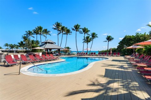 Condominio en venta en Miami Beach, Florida, 2 dormitorios, 111.48 m2 № 1983630 - foto 30