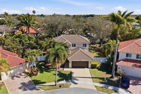 Купить виллу или дом в Пемброк-Пайнс, Флорида 4 спальни, 205.5м2, № 2035990 - фото 26