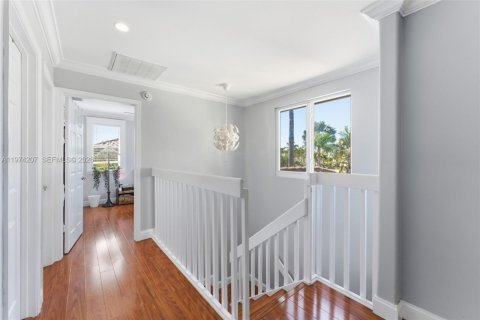 Купить виллу или дом в Пемброк-Пайнс, Флорида 4 спальни, 205.5м2, № 2035990 - фото 23