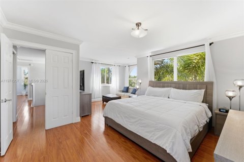 Купить виллу или дом в Пемброк-Пайнс, Флорида 4 спальни, 205.5м2, № 2035990 - фото 16