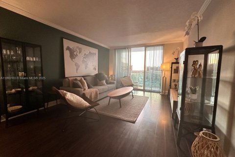 Copropriété à louer à Hollywood, Floride: 1 chambre, 84.17 m2 № 2169813 - photo 11
