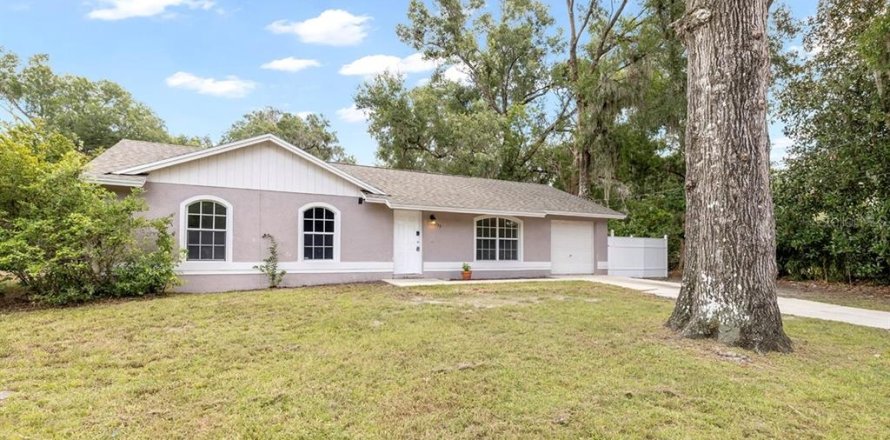 Casa en DeLand, Florida 3 dormitorios, 105.44 m2 № 1871109