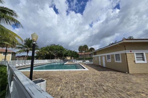 Condominio en alquiler en Coral Springs, Florida, 2 dormitorios, 71.35 m2 № 1922252 - foto 18